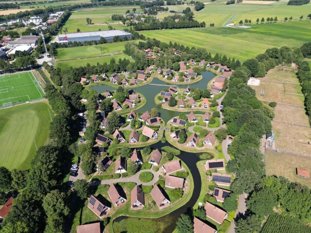 Vijverzicht 218 Gramsbergen Buitenkant foto