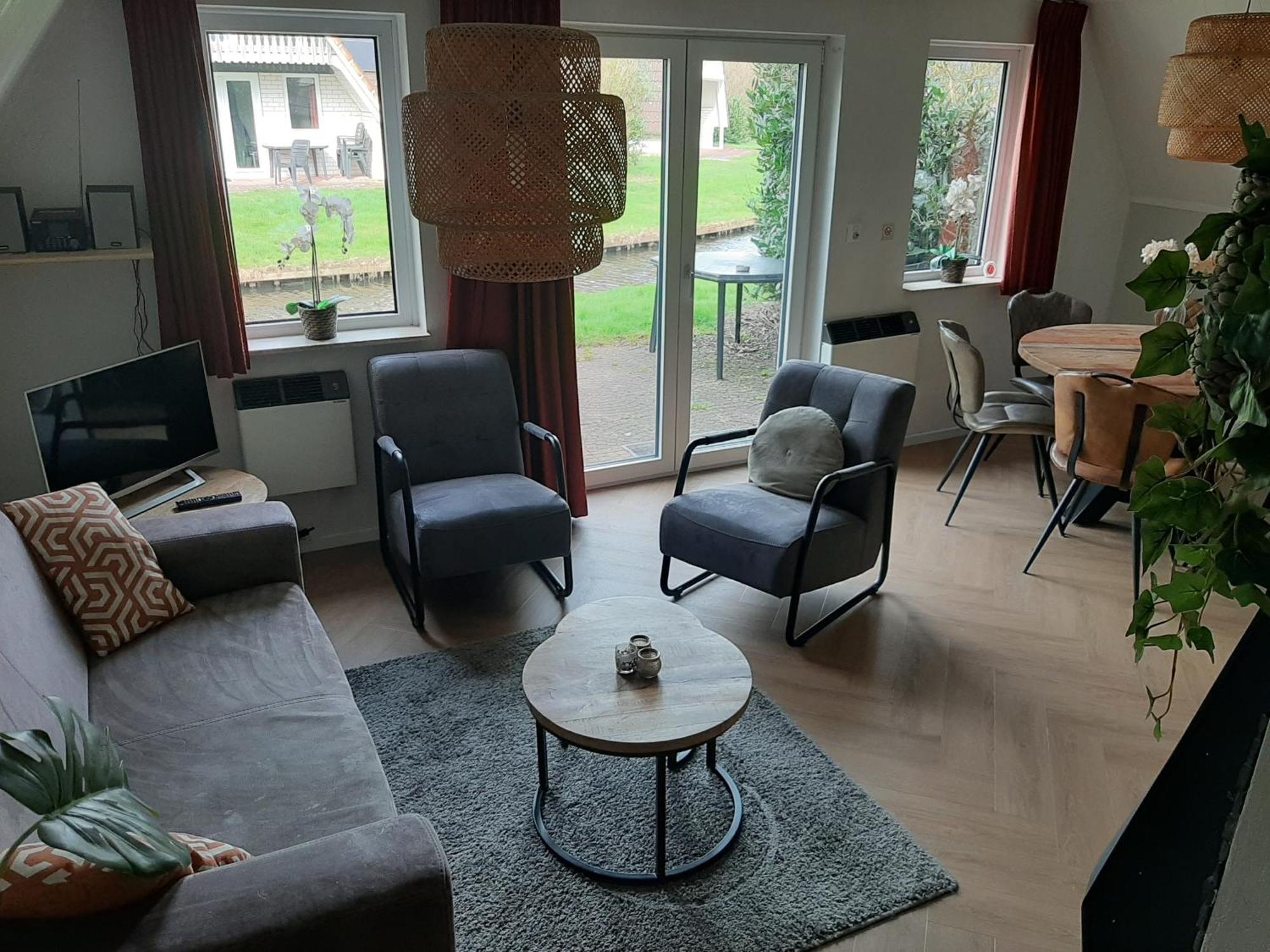 Vijverzicht 218 Gramsbergen Buitenkant foto